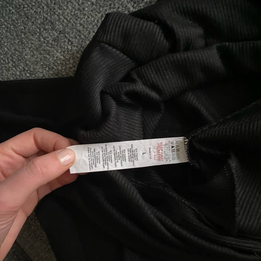 Never Worn Ruched Button Down Collared Black Plt … - image 4